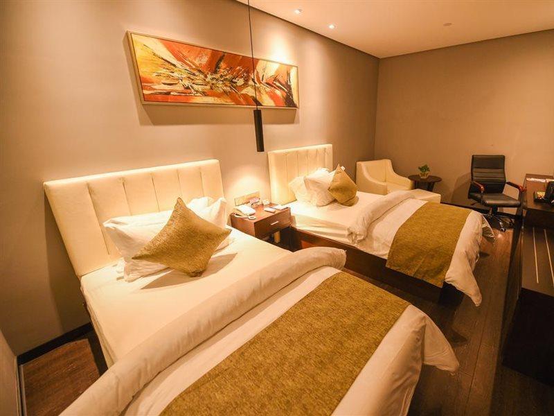 Metropolo,Shanghai,Hongqiao Airport,Wuzhong Road Zewnętrze zdjęcie