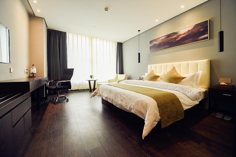 Metropolo,Shanghai,Hongqiao Airport,Wuzhong Road Zewnętrze zdjęcie