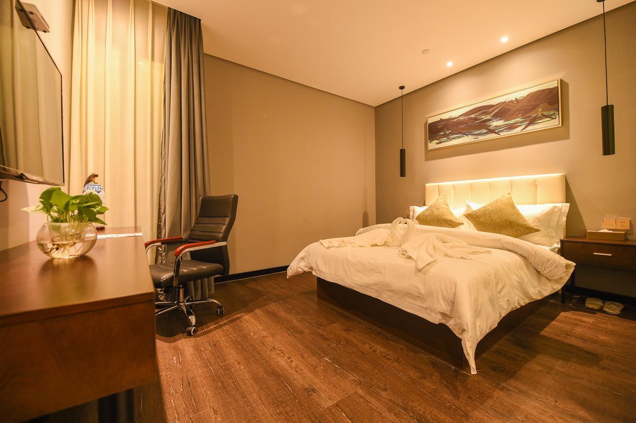 Metropolo,Shanghai,Hongqiao Airport,Wuzhong Road Zewnętrze zdjęcie